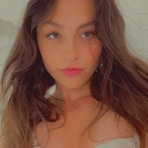 Meet your Posher, Christiana